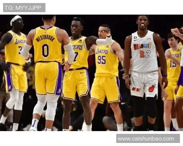 湖人对阵老鹰全场精彩回放分析与赛后点评